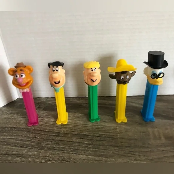 Vintage PEZ Dispensers Collection - Picture 9 of 9